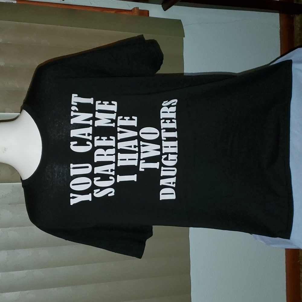 DELTA PRO WEIGHT T-SHIRT. SZ XL. "Can't Scare Me....". EUC.